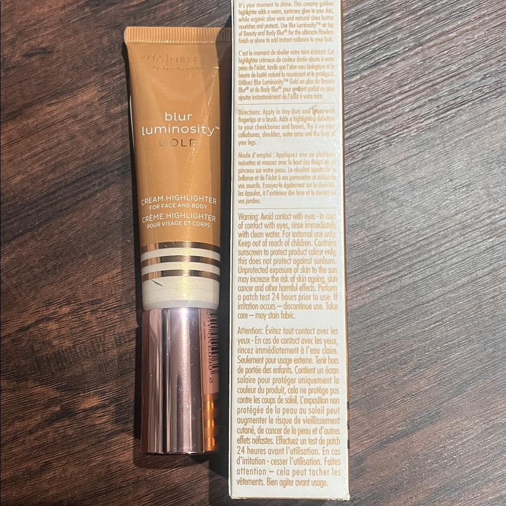 😍NWT Gold Highlighter by Vita Liberata!😍